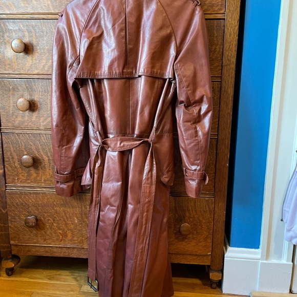 Vintage full length double breasted leather jacket - Picture 3 of 12
